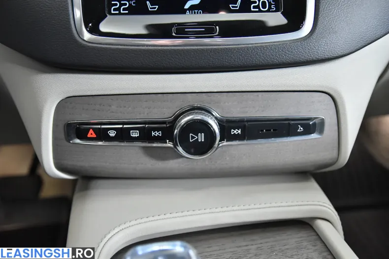 Volvo XC90 din 2021 cu 154.614 km - oferta VOL210545 - foto 18
