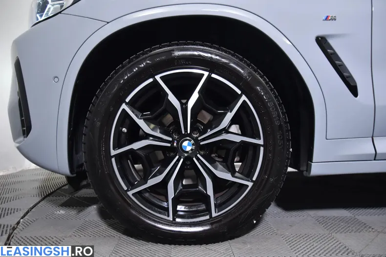 BMW X4 (Seria X) din 2023 cu 55.040 km - oferta BMW210554 - foto 13