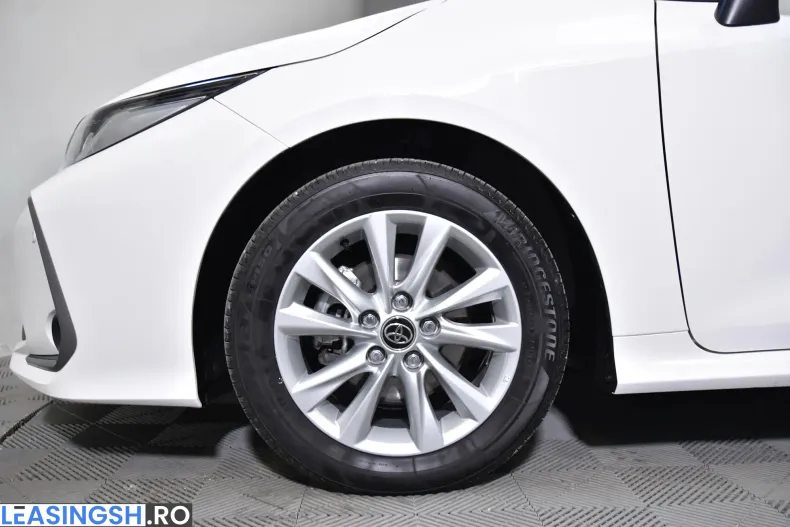 Toyota Corolla din 2025 cu 15.982 km - oferta TOY210558 - foto 13