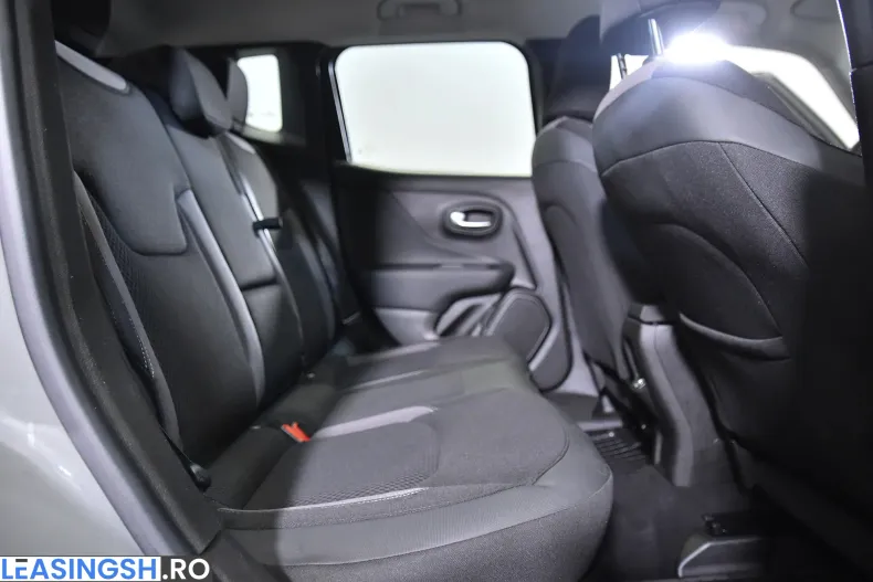 Jeep Renegade din 2022 cu 89.214 km - oferta JEE210565 - foto 12