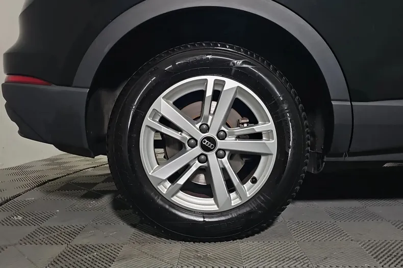 Audi Q3 din 2022 cu 122.324 km - oferta AUD210580 - foto 13