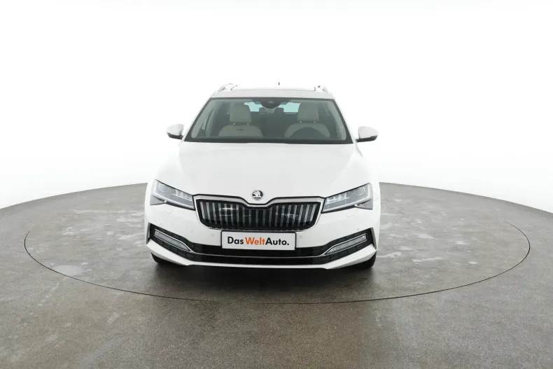 Skoda Superb din 2020 cu 129.722 km - oferta SKO210582 - foto 2