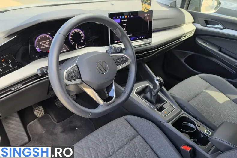 Volkswagen Golf din 2024 cu 9.600 km - oferta VOL210588 - foto 7