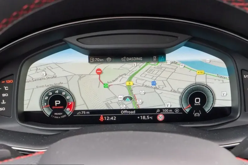 Audi SQ7 din 2025 cu 19.896 km - oferta AUD210609 - foto 14