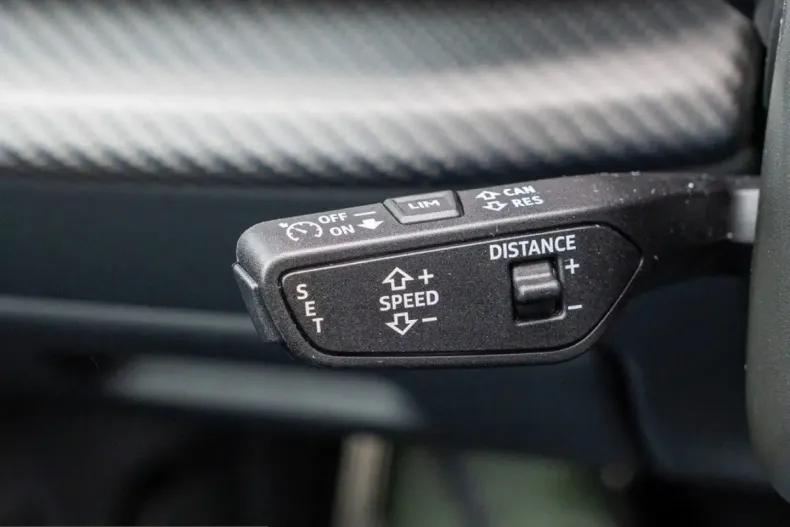 Audi SQ7 din 2025 cu 19.896 km - oferta AUD210609 - foto 23