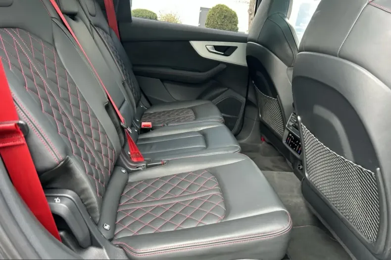 Audi SQ7 din 2025 cu 17.551 km - oferta AUD210612 - foto 22