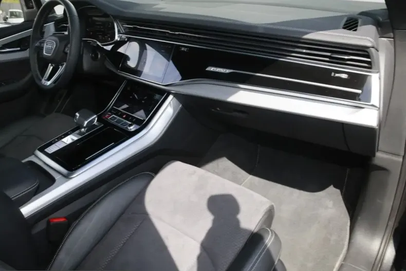 Audi SQ7 din 2025 cu 19.992 km - oferta AUD210614 - foto 13