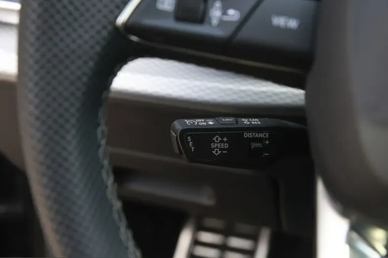 Audi SQ7 din 2025 cu 19.992 km - oferta AUD210614 - foto 17