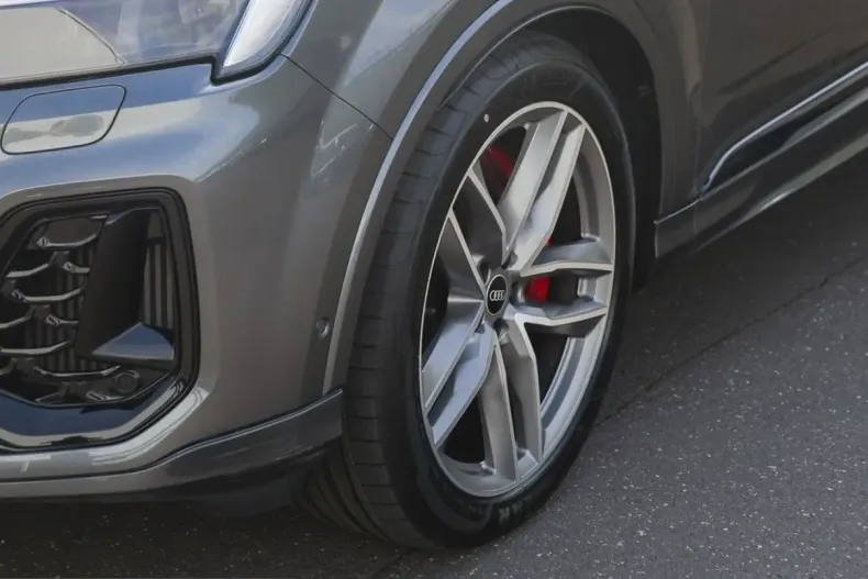 Audi SQ7 din 2025 cu 19.992 km - oferta AUD210614 - foto 21