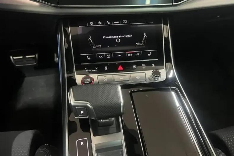 Audi SQ7 din 2024 cu 5.531 km - oferta AUD210615 - foto 14