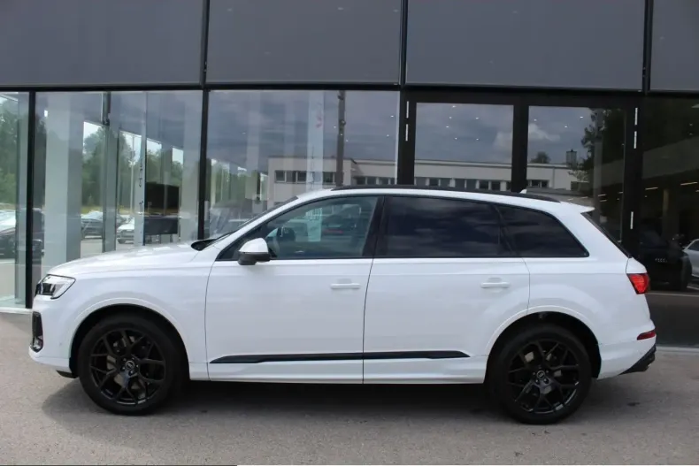 Audi SQ7 din 2025 cu 4.500 km - oferta AUD210616 - foto 3