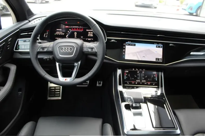 Audi SQ7 din 2025 cu 4.500 km - oferta AUD210616 - foto 8
