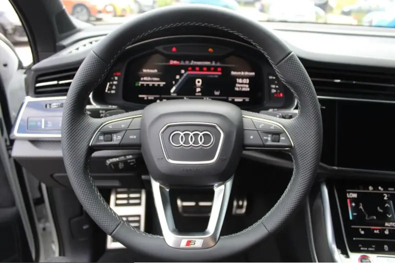 Audi SQ7 din 2025 cu 4.500 km - oferta AUD210616 - foto 9