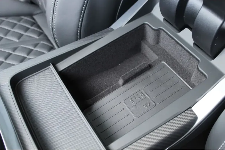 Audi SQ7 din 2025 cu 4.500 km - oferta AUD210616 - foto 34