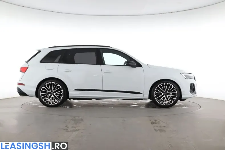 Audi SQ7 din 2025 cu 14.999 km - oferta AUD210618 - foto 4