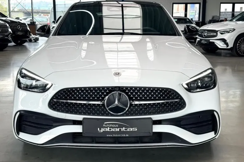 Mercedes-Benz C 300 (Clasa C) din 2025 cu 27.000 km - oferta MER210632 - foto 3