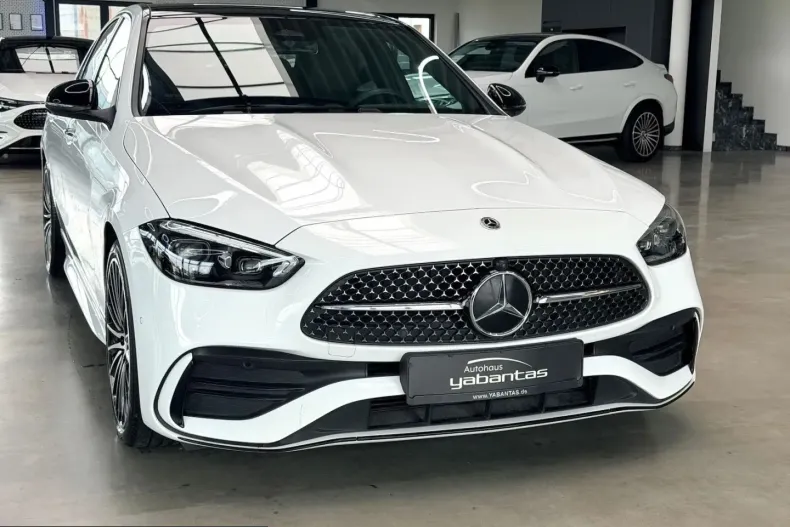 Mercedes-Benz C 300 (Clasa C) din 2025 cu 27.000 km - oferta MER210632 - foto 4