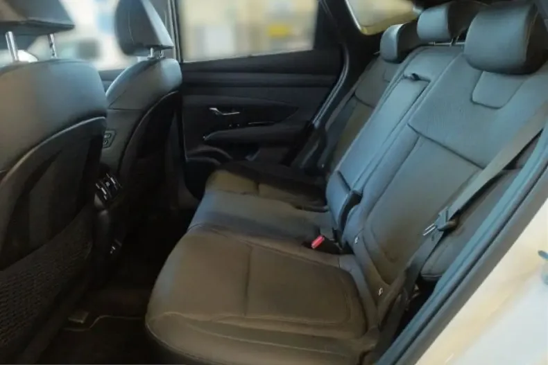 Hyundai Tucson din 2025 cu 12.913 km - oferta HYU210638 - foto 10