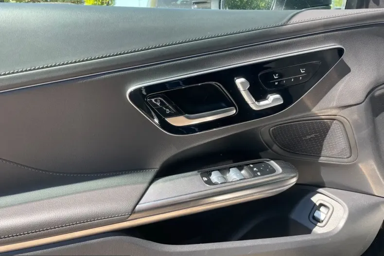 Mercedes-Benz CLE 220 (Clasa CLE) din 2025 cu 29.023 km - oferta MER210640 - foto 11