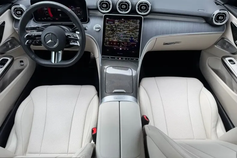 Mercedes-Benz CLE 220 (Clasa CLE) din 2024 cu 27.900 km - oferta MER210644 - foto 3