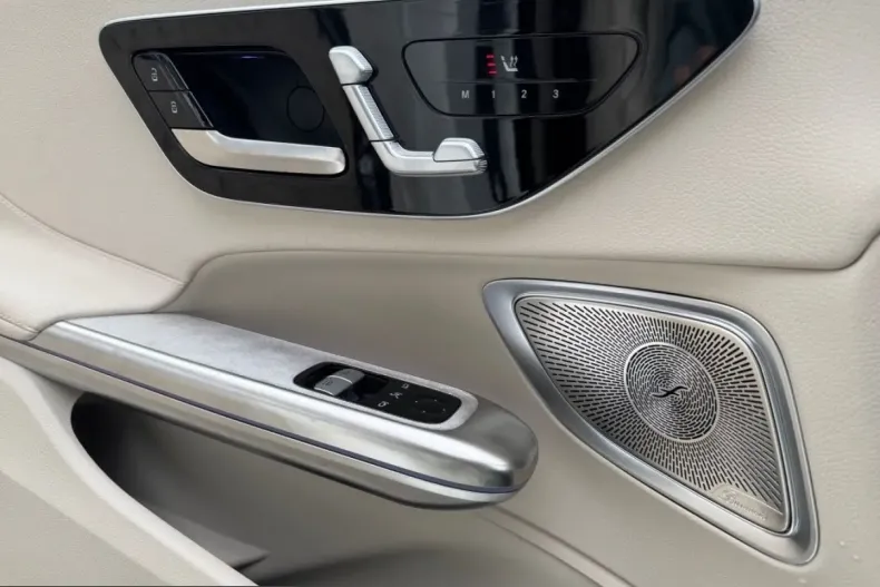 Mercedes-Benz CLE 220 (Clasa CLE) din 2024 cu 27.900 km - oferta MER210644 - foto 8