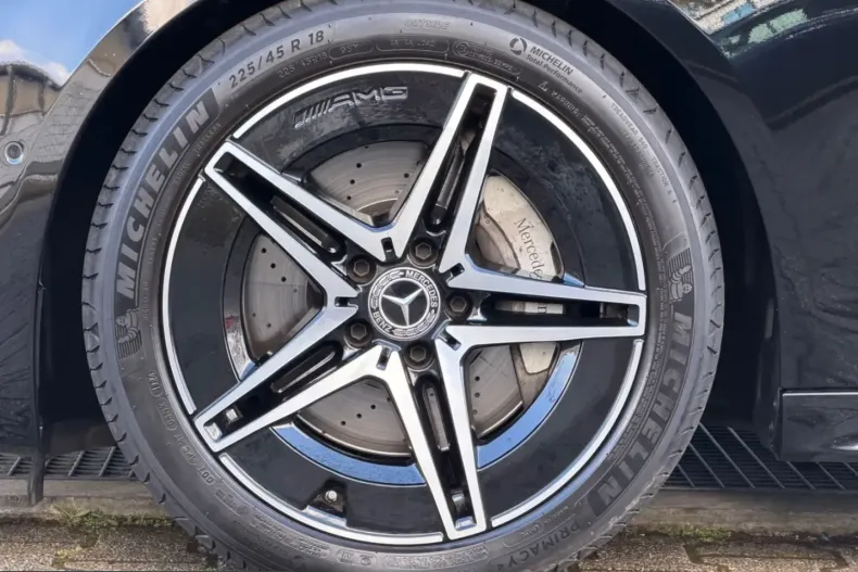 Mercedes-Benz C 300 (Clasa C) din 2022 cu 99.711 km - oferta MER210649 - foto 47