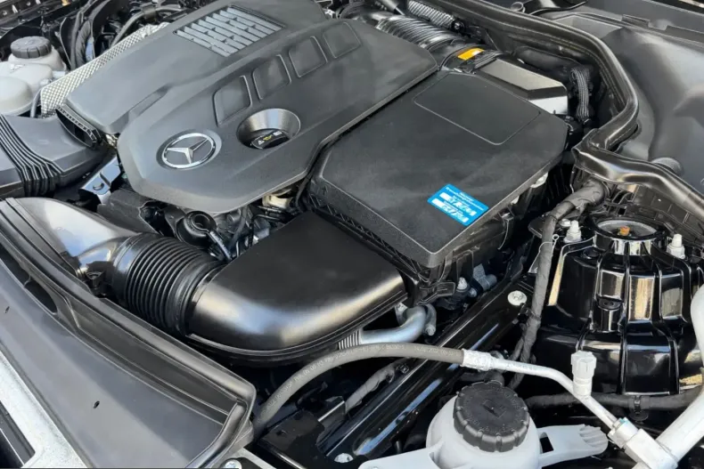 Mercedes-Benz C 300 (Clasa C) din 2022 cu 99.711 km - oferta MER210649 - foto 48