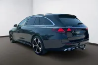 Mercedes-Benz E 300 (Clasa E) din 2024 cu 26.450 km - oferta MER210650 - foto 4