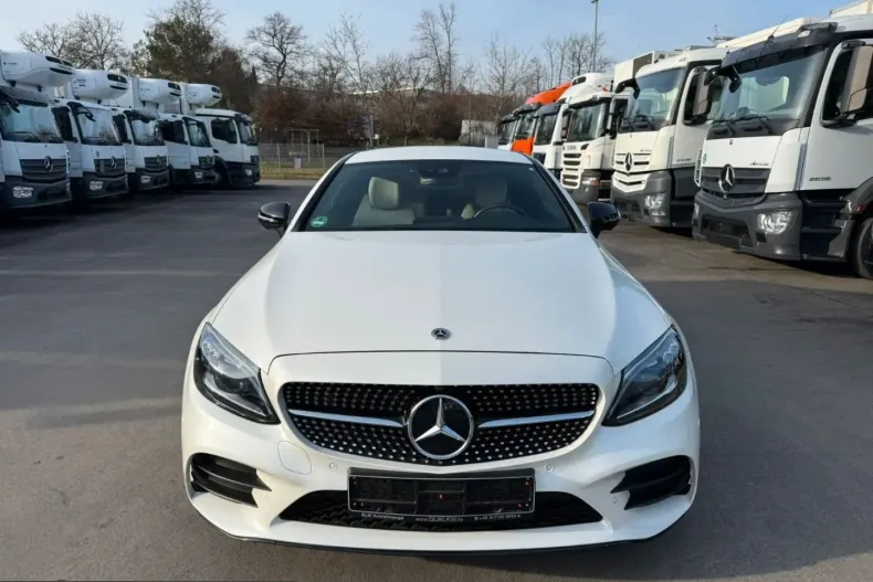 Mercedes-Benz C 300 (Clasa C) din 2021 cu 95.800 km - oferta MER210651 - foto 4
