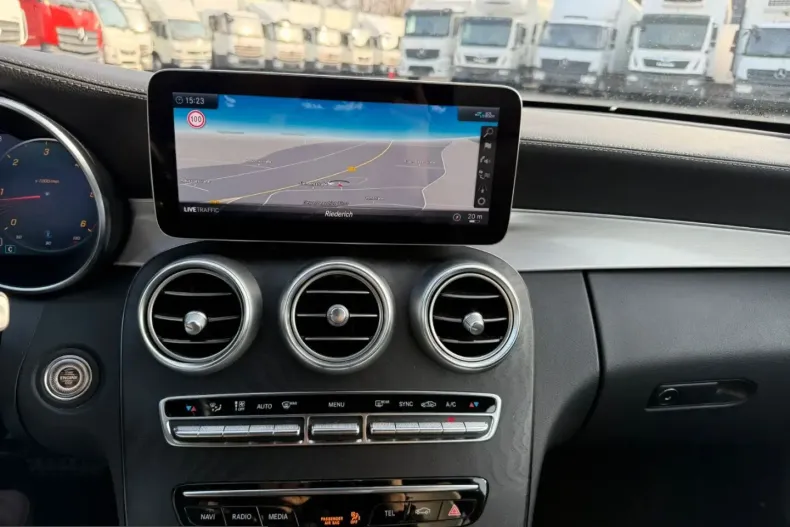 Mercedes-Benz C 300 (Clasa C) din 2021 cu 95.800 km - oferta MER210651 - foto 9