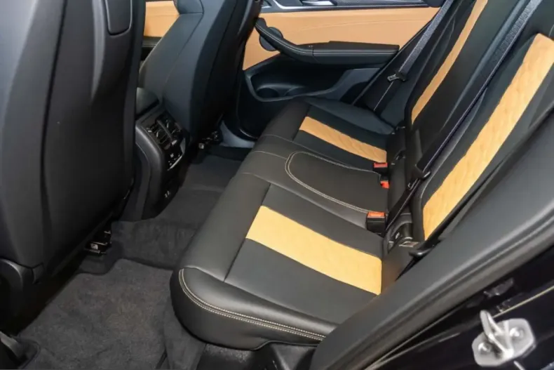 BMW X4 M (Seria X) din 2024 cu 7.000 km - oferta BMW210652 - foto 16