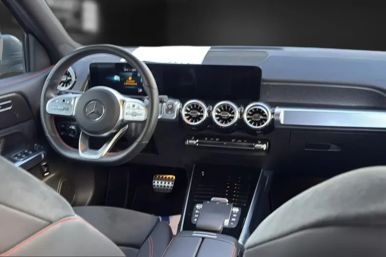 Mercedes-Benz GLB 250 (Clasa GLB) din 2021 cu 12.691 km - oferta MER210655 - foto 14