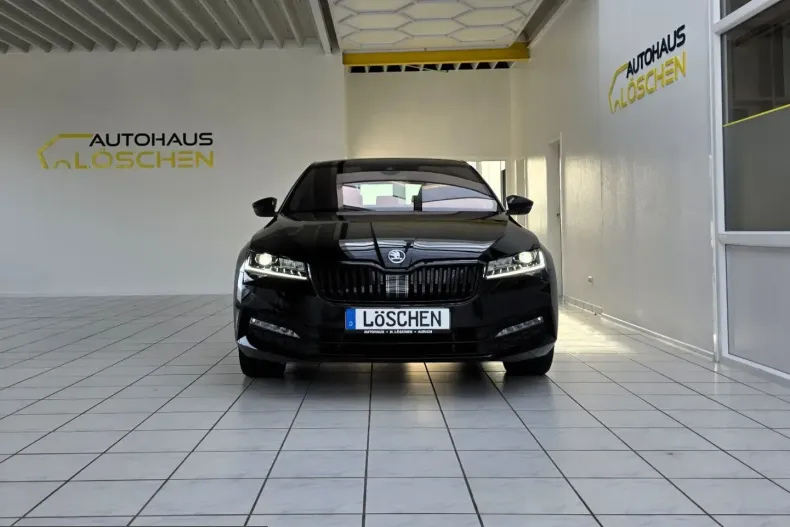 Skoda Superb din 2022 cu 46.875 km - oferta SKO210657 - foto 3