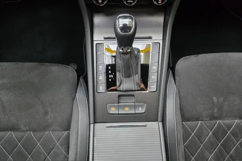 Skoda Superb din 2022 cu 46.875 km - oferta SKO210657 - foto 45