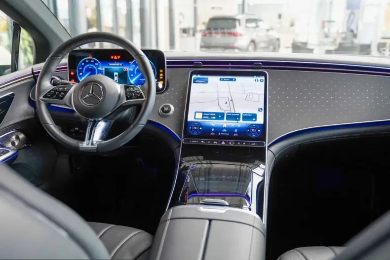 Mercedes-Benz EQE din 2024 cu 22.095 km - oferta MER210660 - foto 11