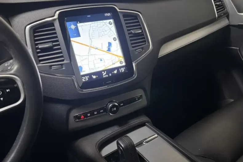Volvo XC90 din 2021 cu 57.765 km - oferta VOL210661 - foto 8