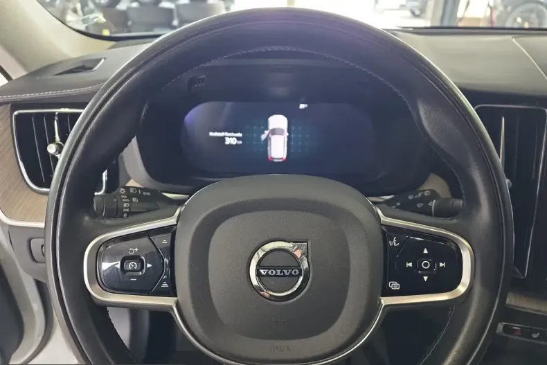 Volvo XC60 din 2022 cu 67.516 km - oferta VOL210663 - foto 18