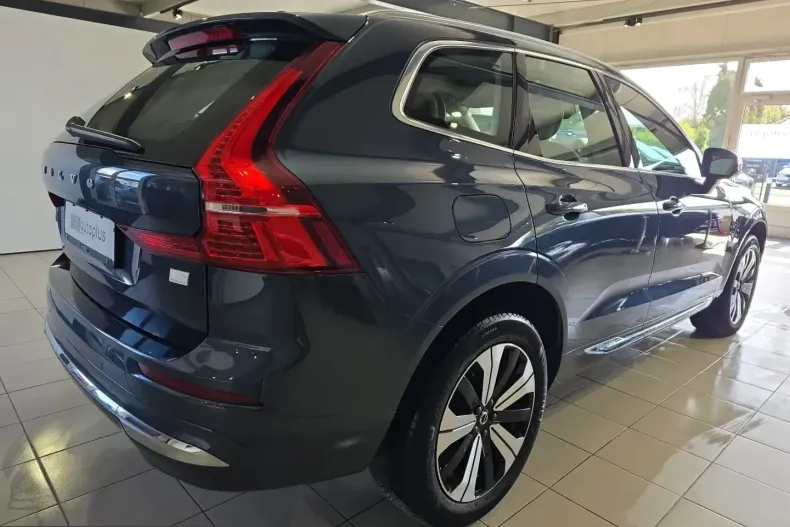 Volvo XC60 din 2022 cu 72.895 km - oferta VOL210664 - foto 4