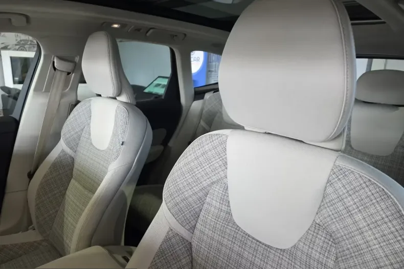 Volvo XC60 din 2022 cu 72.895 km - oferta VOL210664 - foto 11