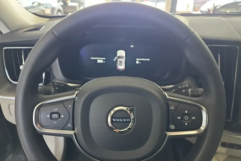 Volvo XC60 din 2022 cu 72.895 km - oferta VOL210664 - foto 12