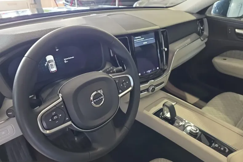 Volvo XC60 din 2022 cu 72.895 km - oferta VOL210664 - foto 20