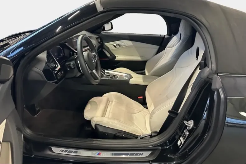 BMW Z4 (Seria Z) din 2025 cu 11.400 km - oferta BMW210667 - foto 6