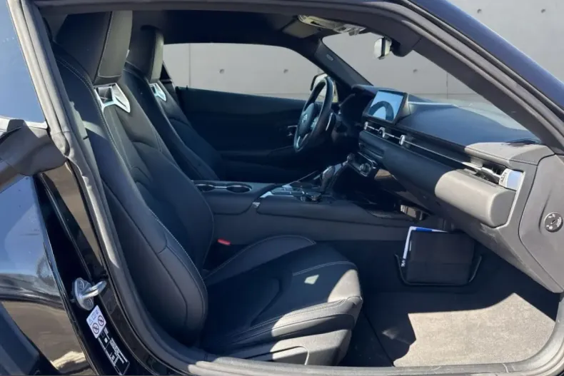 Toyota Supra din 2023 cu 13.983 km - oferta TOY210673 - foto 9