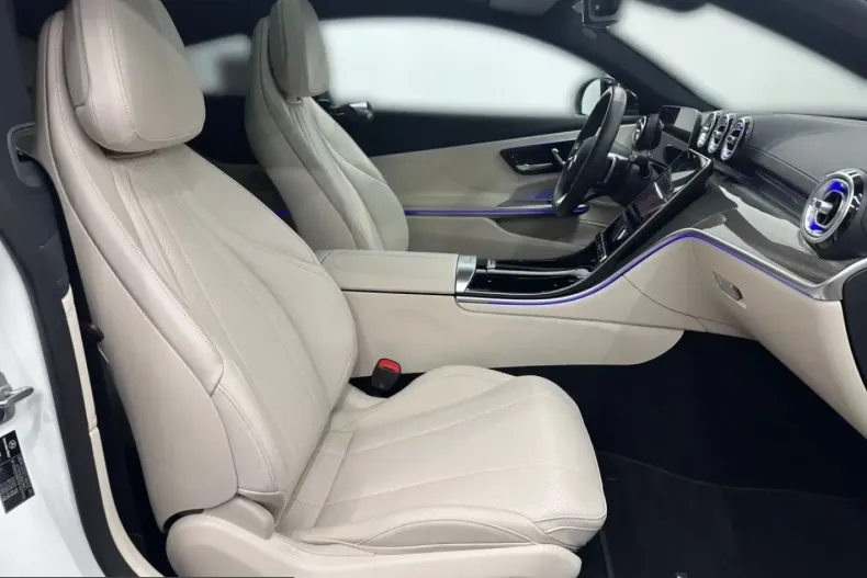 Mercedes-Benz CLE 200 (Clasa CLE) din 2025 cu 14.005 km - oferta MER210676 - foto 12