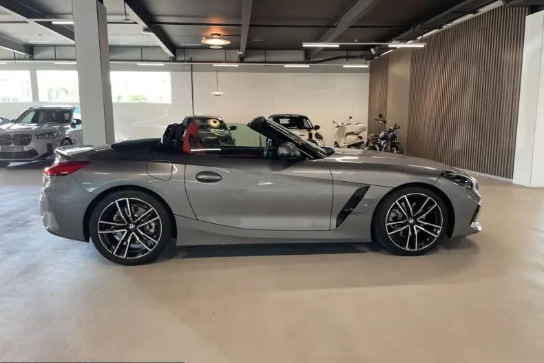 BMW Z4 (Seria Z) din 2023 cu 35.716 km - oferta BMW210685 - foto 20
