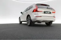 Volvo XC60 din 2023 cu 46.822 km - oferta VOL210686 - foto 8