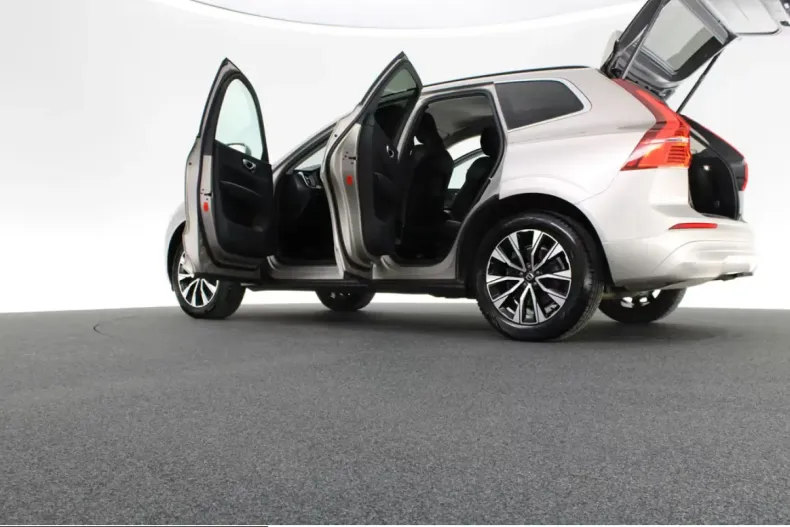 Volvo XC60 din 2023 cu 46.822 km - oferta VOL210686 - foto 11