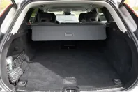 Volvo XC60 din 2023 cu 46.822 km - oferta VOL210686 - foto 12