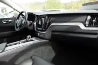 Volvo XC60 din 2023 cu 46.822 km - oferta VOL210686 - foto 25