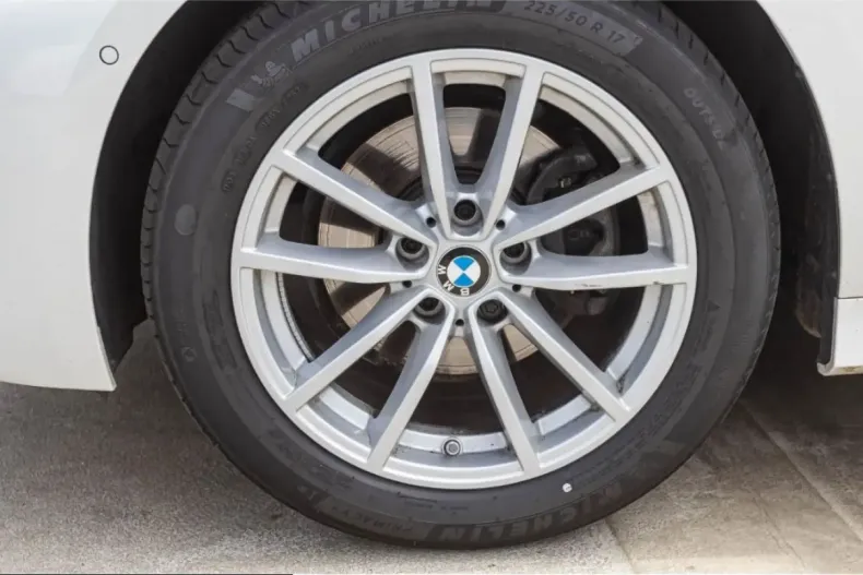 BMW 320 (Seria 3) din 2024 cu 18.300 km - oferta BMW210687 - foto 5